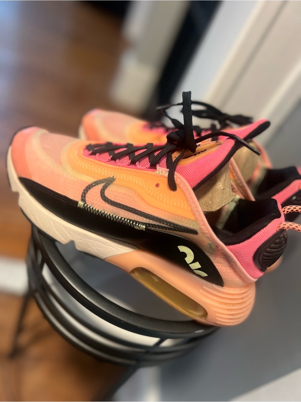 Nike Pink and Orange Gradient Air Max Sneakers size 6.5